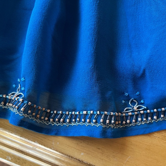 French Connection Size 10 Ocean blue silk camisole with beading throughout. - Picture 12 of 16